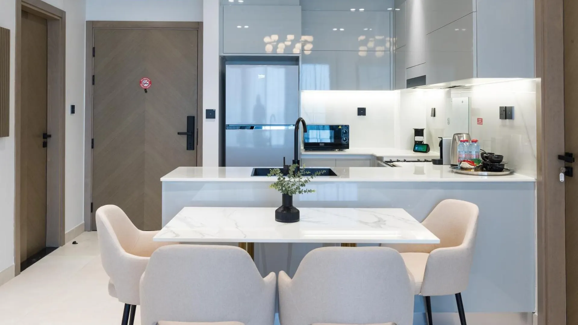 Keyrock Living - Binghatti Canal Premium Stay Dubai United Arab Emirates