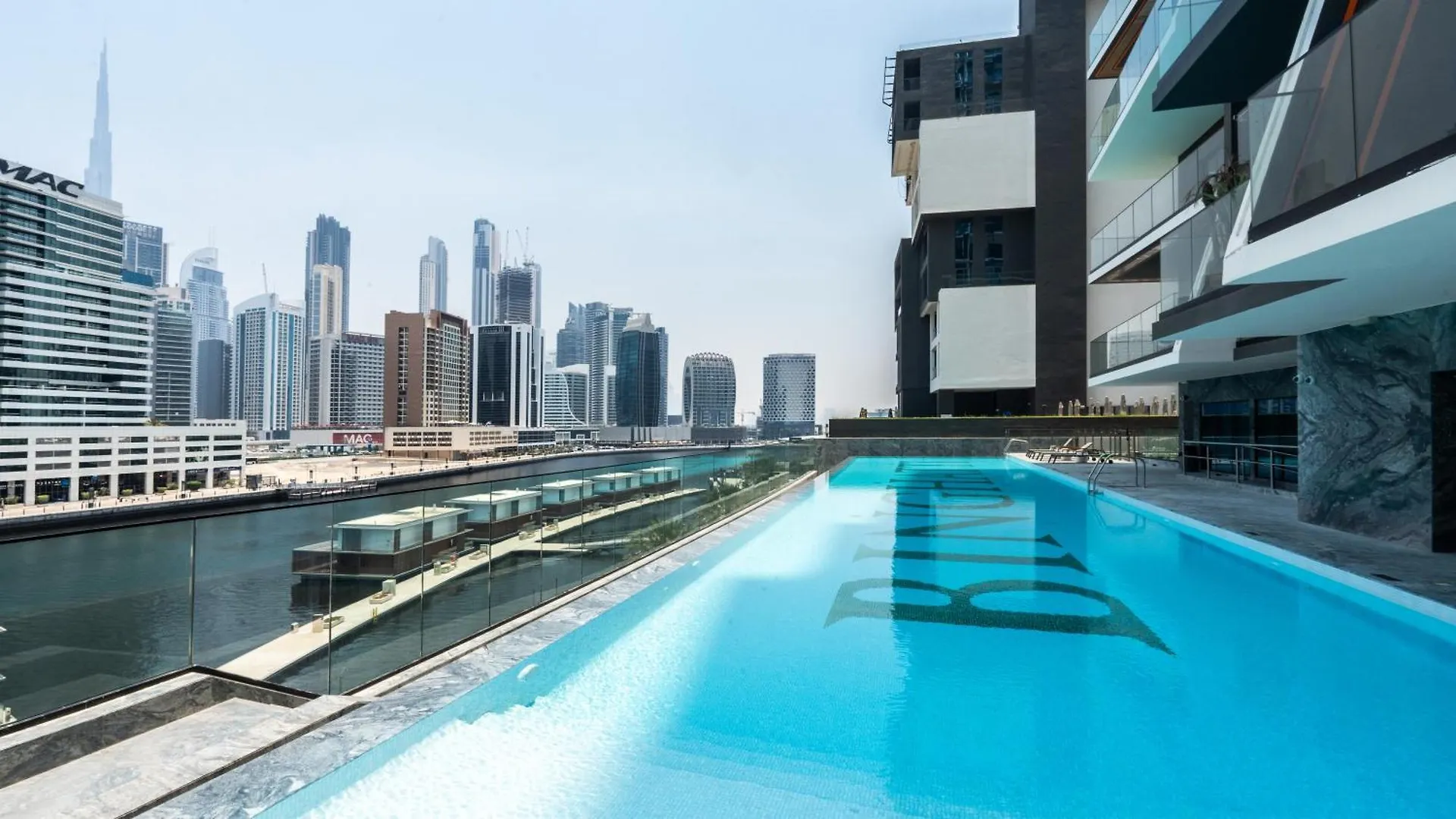 Keyrock Living - Binghatti Canal Premium Stay Dubai 0*,